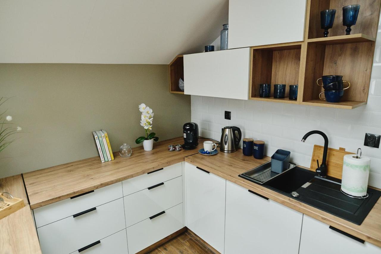 M&M Apartamenty Jasionka Exteriör bild