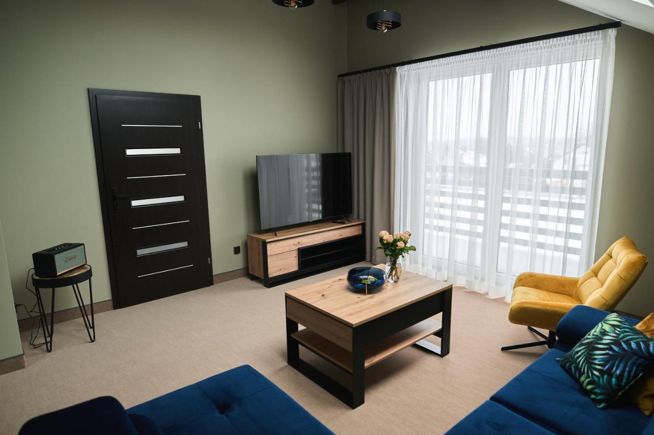 M&M Apartamenty Jasionka Exteriör bild